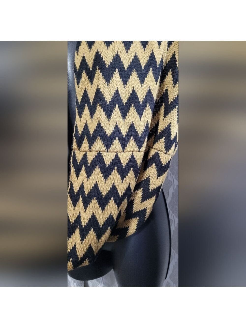 Chevron Print Infinity Knit Scarf | Brown & Black Donut Loop Scarf | NIB - Picture 5 of 7